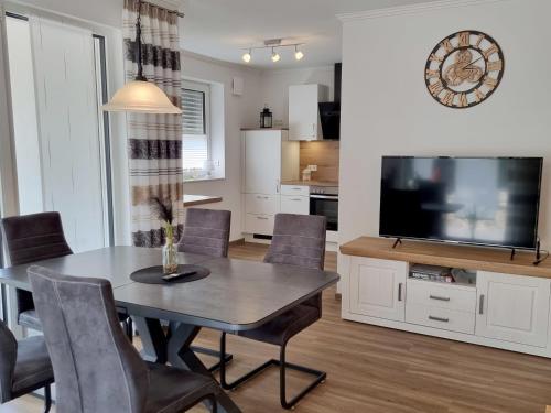 Ferienwohnung Angela — 4-Star Luxury Hotel in Walchum, Germany