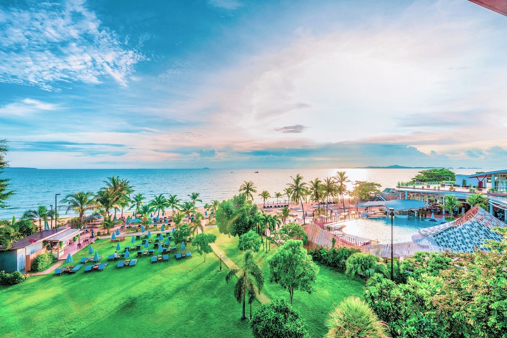 Pinnacle Grand Jomtien Resort and Beach Club in Sattahip, Thailand