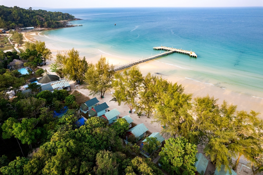 Sandy Beach Bungalows — 4-Star Luxury Hotel in Sihanoukville, Cambodia