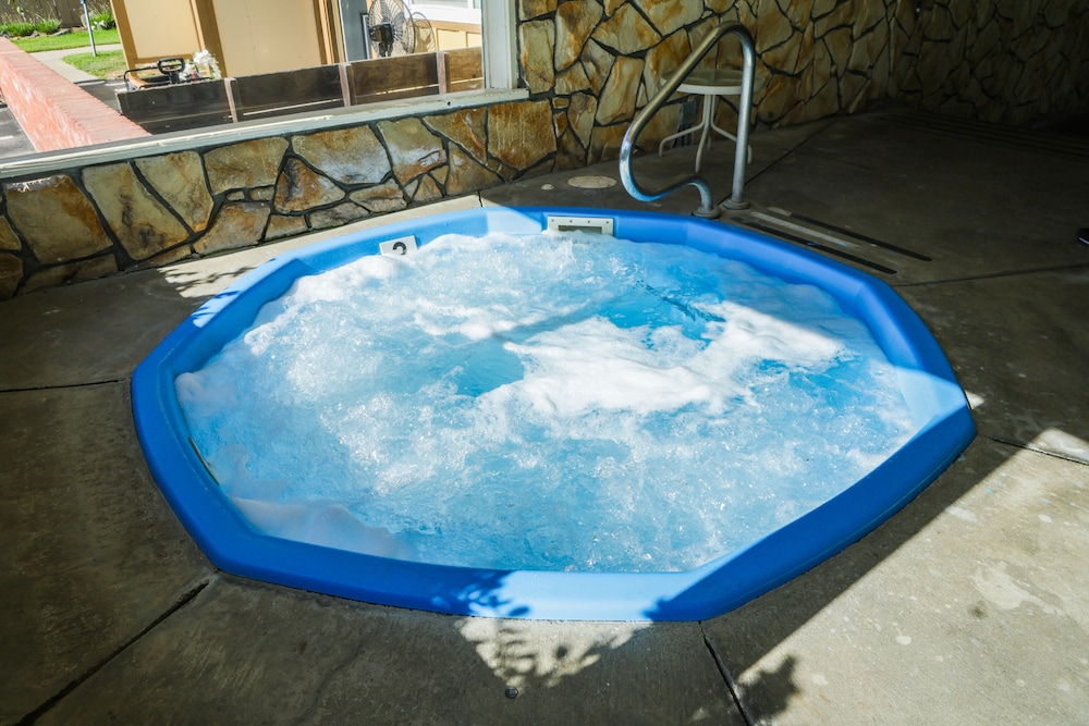 Silver Surf Motel - photo 116
