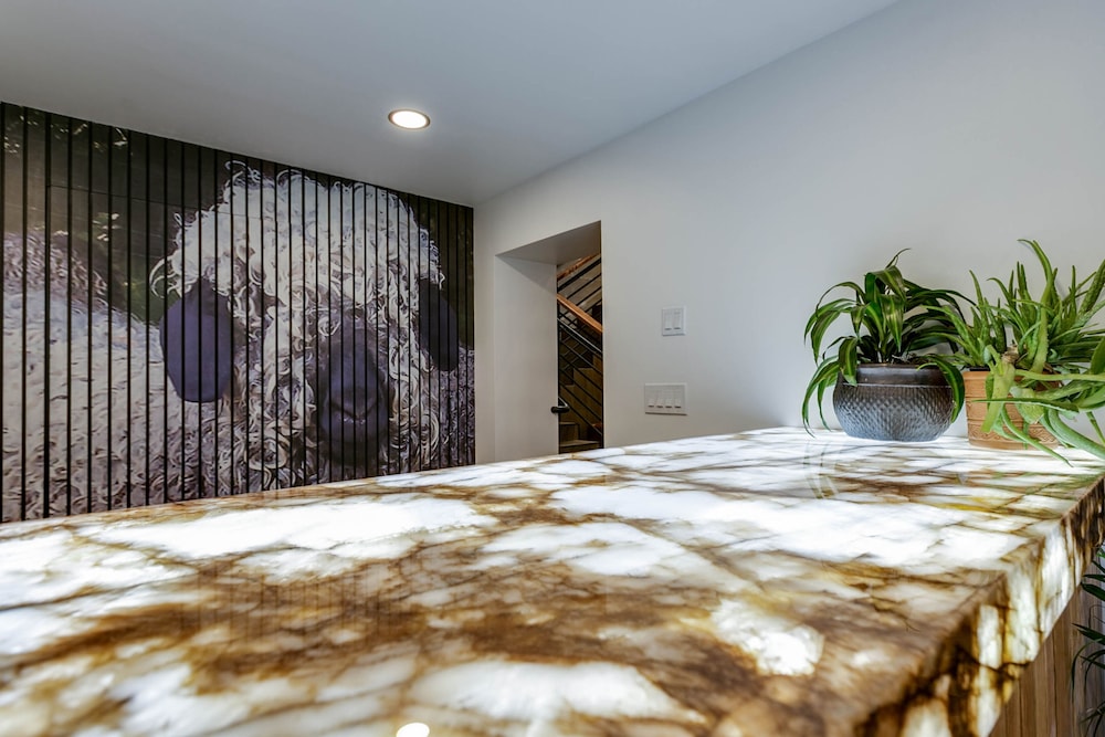 Angoria Hotel - photo 2
