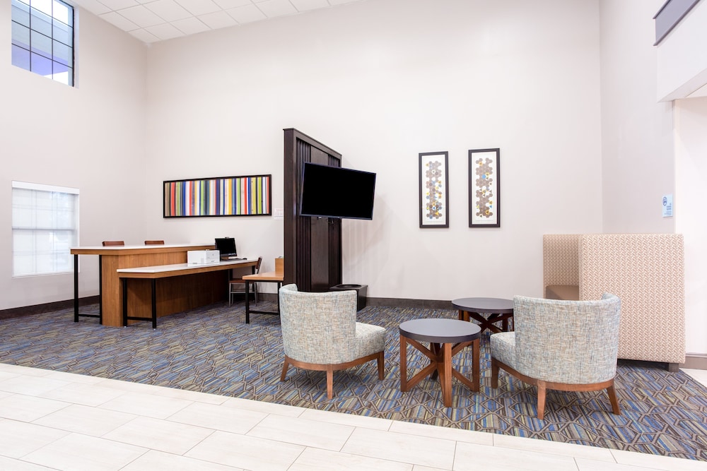 Holiday Inn Express Hotel & Suites Morehead Cty by IHG - photo 39