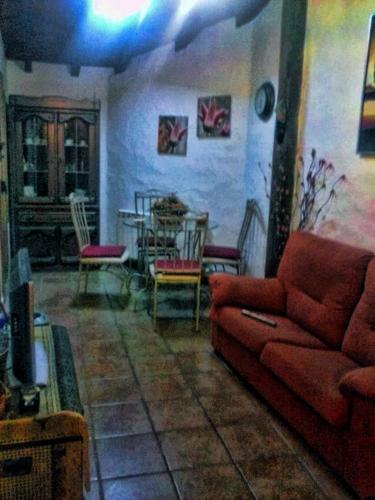 Apartamento Rural El Pino — 4-Star Luxury Hotel in Mogarraz, Spain