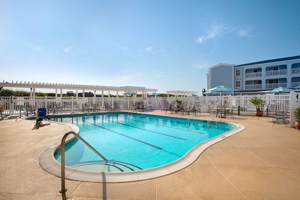 Hampton Inn & Suites Outer Banks Corolla - photo 41