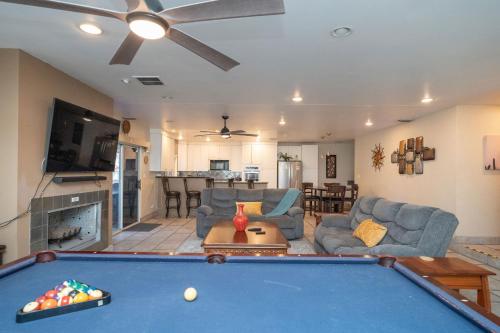 Apache Fyre Canal Front Dock Moovlaya Keys in Parker, United States