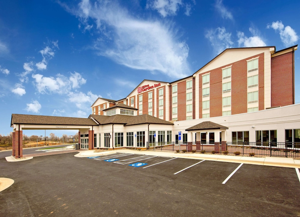 Hilton Garden Inn Martinsburg - featured photo