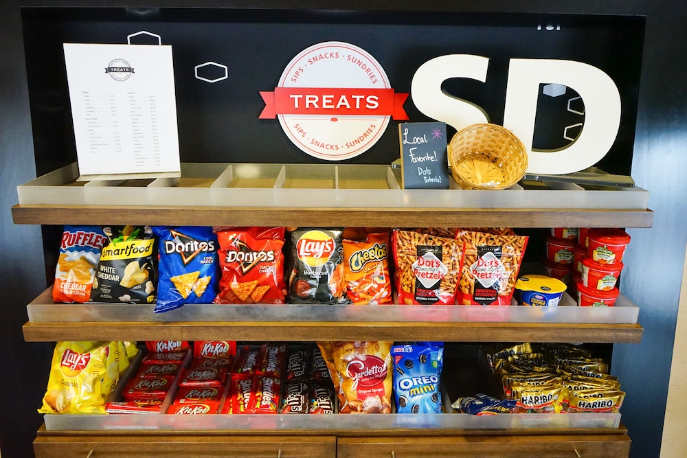 Hampton Inn Deadwood at Tin Lizzie Gaming Resort - photo 4