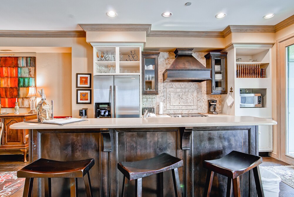 Highlands Slopeside by East West Hospitality - photo 201