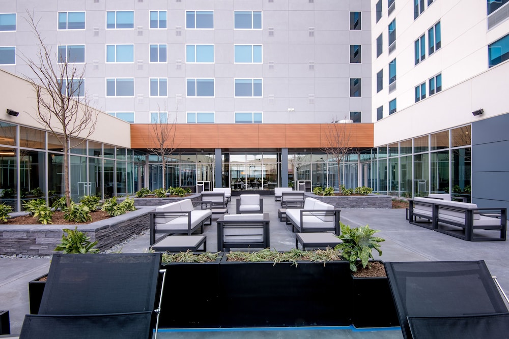 Aloft Dallas Love Field - photo 8