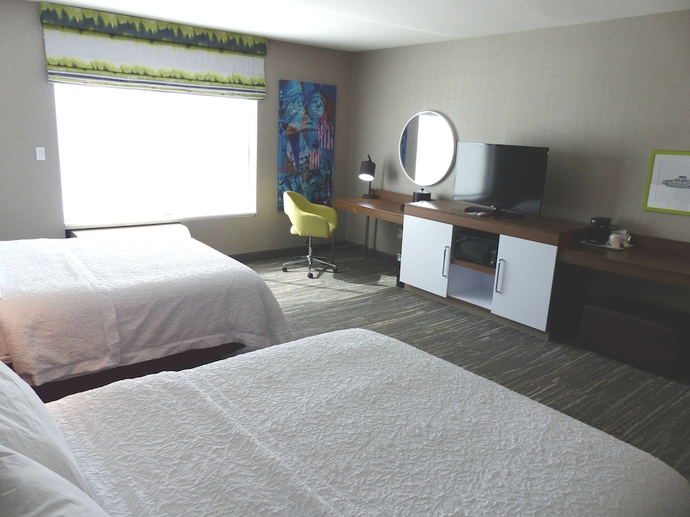 Hampton Inn Paramus - photo 10