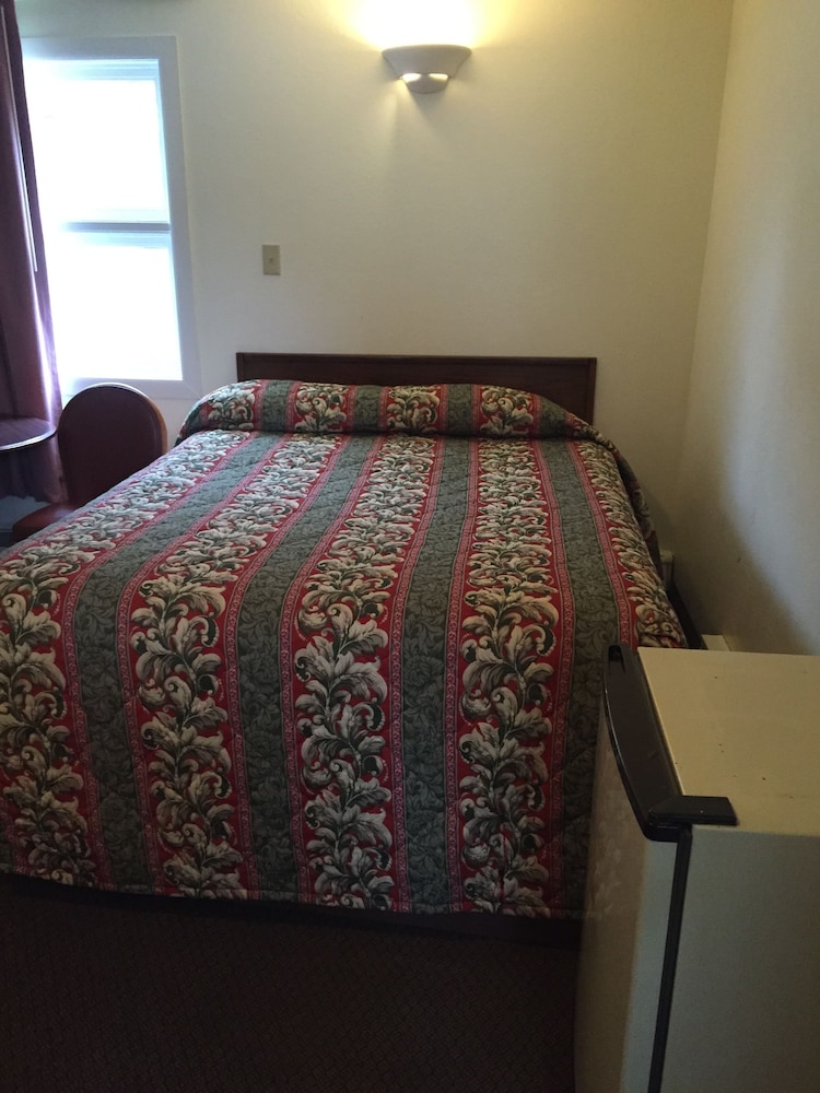 Double A Motel - photo 6