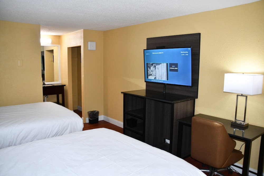 Baymont by Wyndham Macon I 75 - photo 7