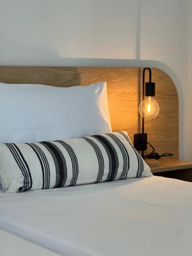 My place — 4-Star Luxury Hotel in Neoi Epivates, Greece
