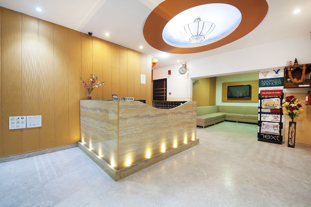 Hotel Apra International