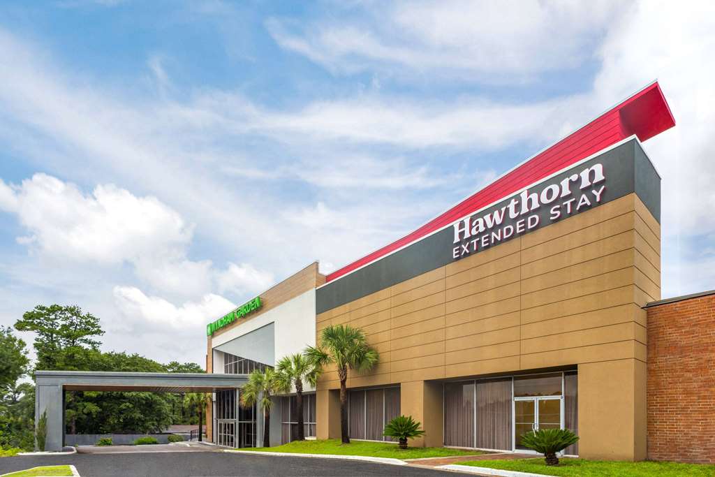 Hawthorn Extended Stay By Wyndham Columbia Ft. Jackson - photo 2