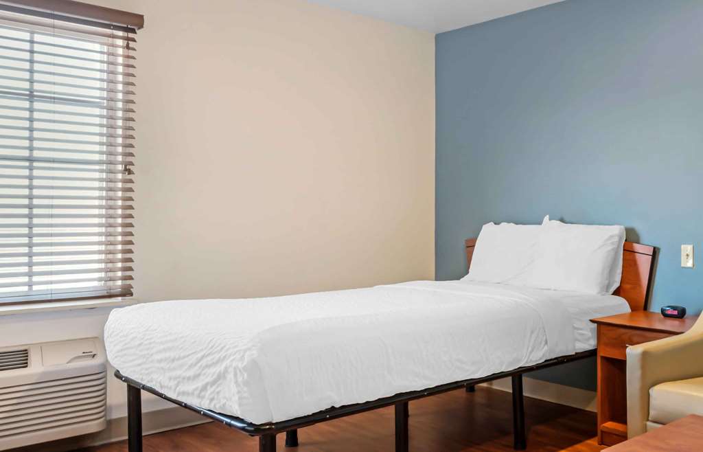 Extended Stay America Select Suites Colorado Springs Airport - photo 22