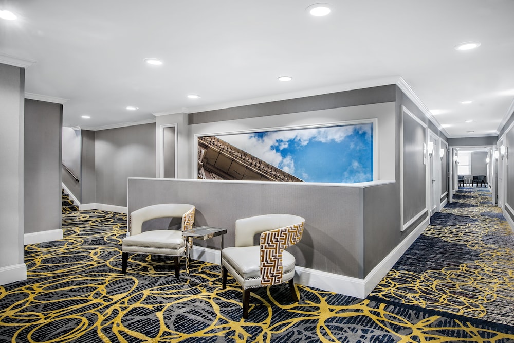 Hotel Indigo Dallas Downtown by IHG - photo 36