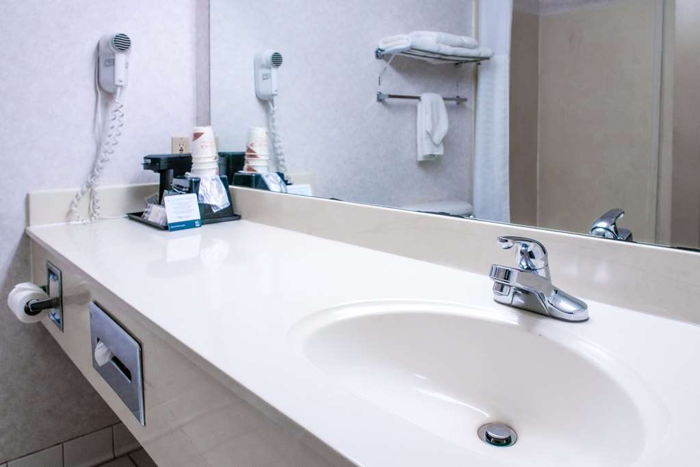 Quality Inn Moore Oklahoma City - photo 9