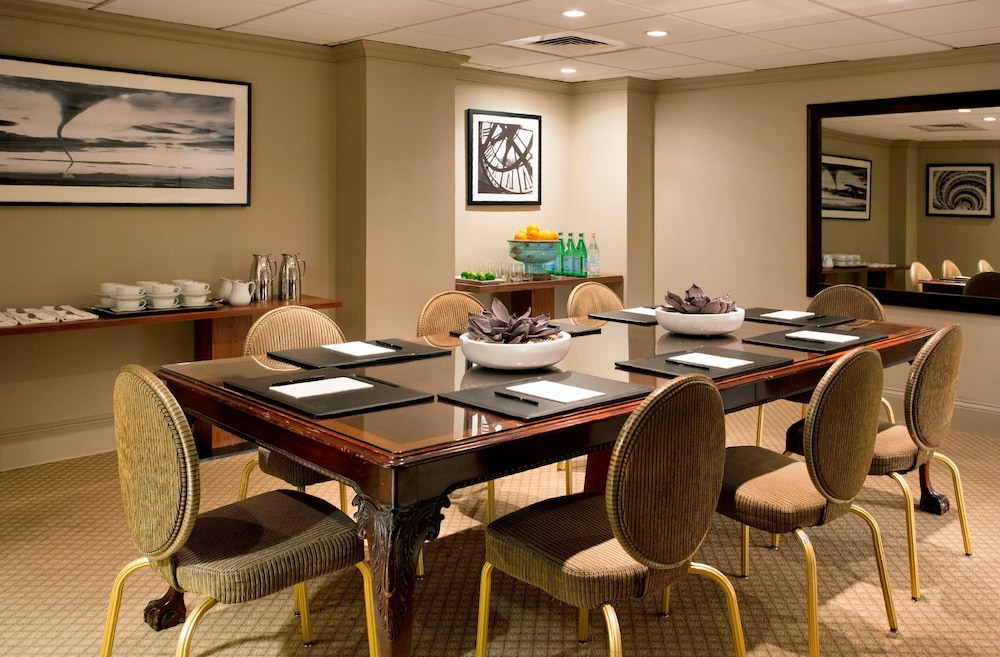 The Eliot Hotel - photo 42