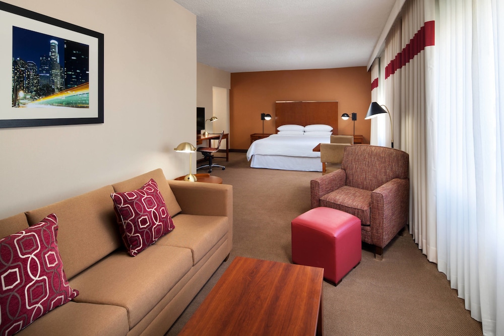 Four Points by Sheraton Los Angeles International Airport - photo 15
