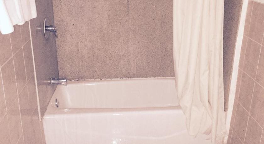 Monterey Motel - photo 28