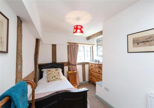 Corve Cottage Historic cottage in beautiful ludlow — 4-Star Luxury Hotel in Ludlow, United Kingdom