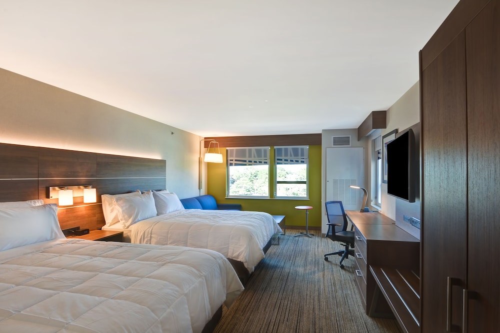 Holiday Inn Express Boston by IHG - photo 35