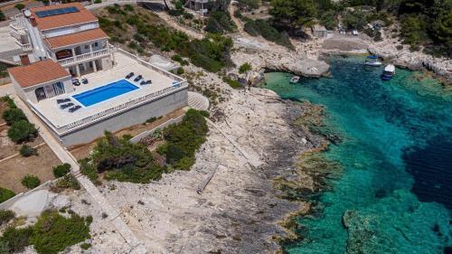Holiday House Nova — 4-Star Luxury Hotel in Blato, Croatia