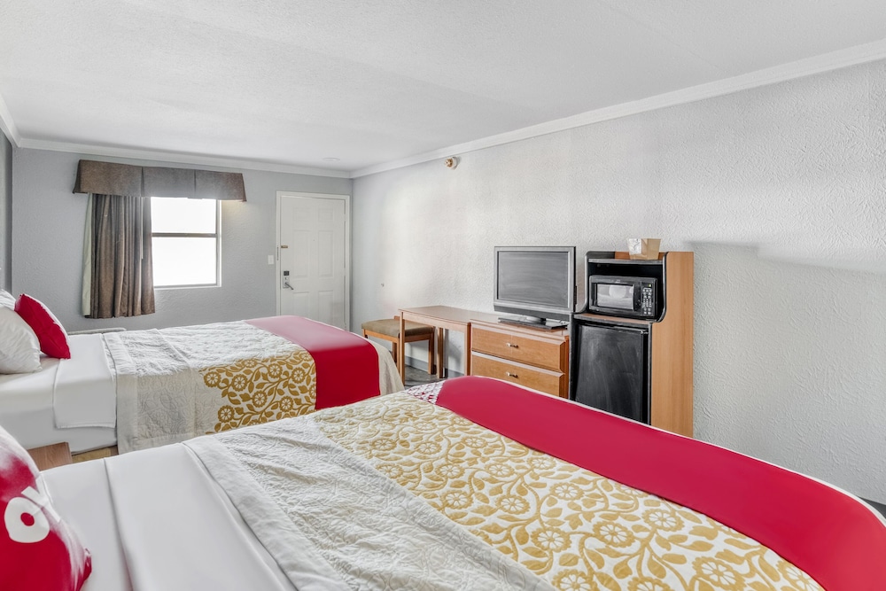 OYO Hotel Pineville LA Hwy 165 - photo 22