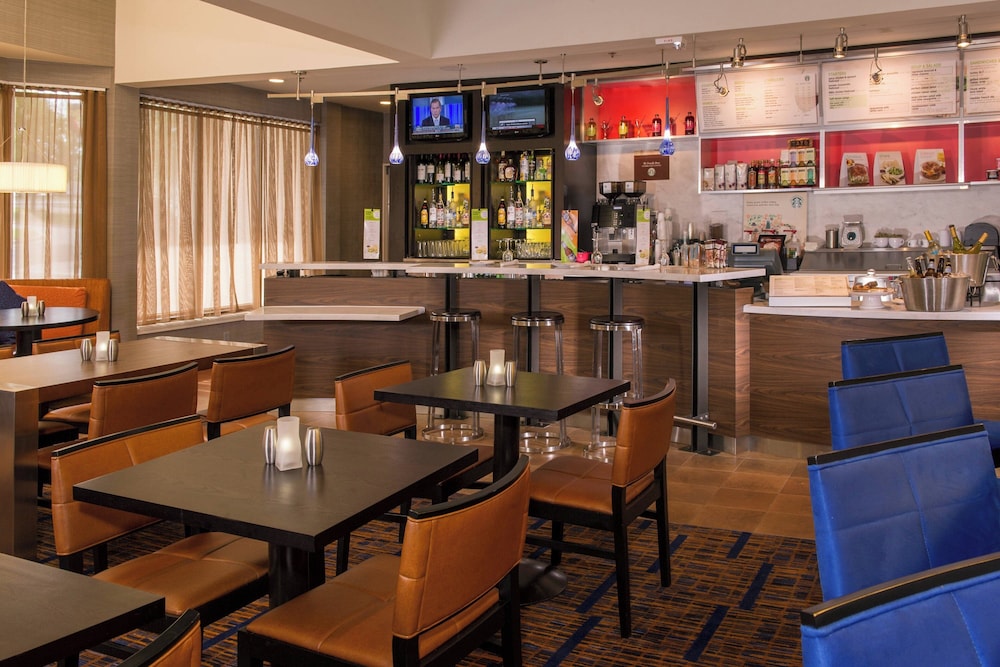 Courtyard by Marriott Richmond West - photo 18