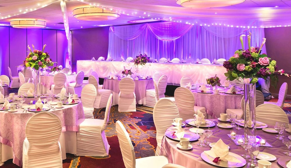 DoubleTree by Hilton Roseville Minneapolis - photo 37