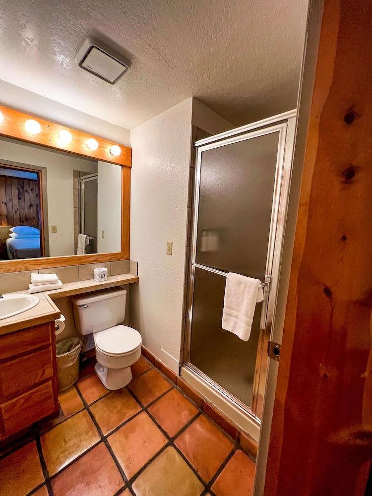 Red Stone Inn - photo 16