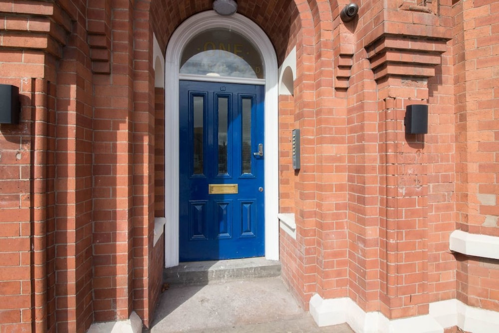 Diamond Church View Apartment 1 — 4-Star Luxury Hotel in Doncaster, United Kingdom
