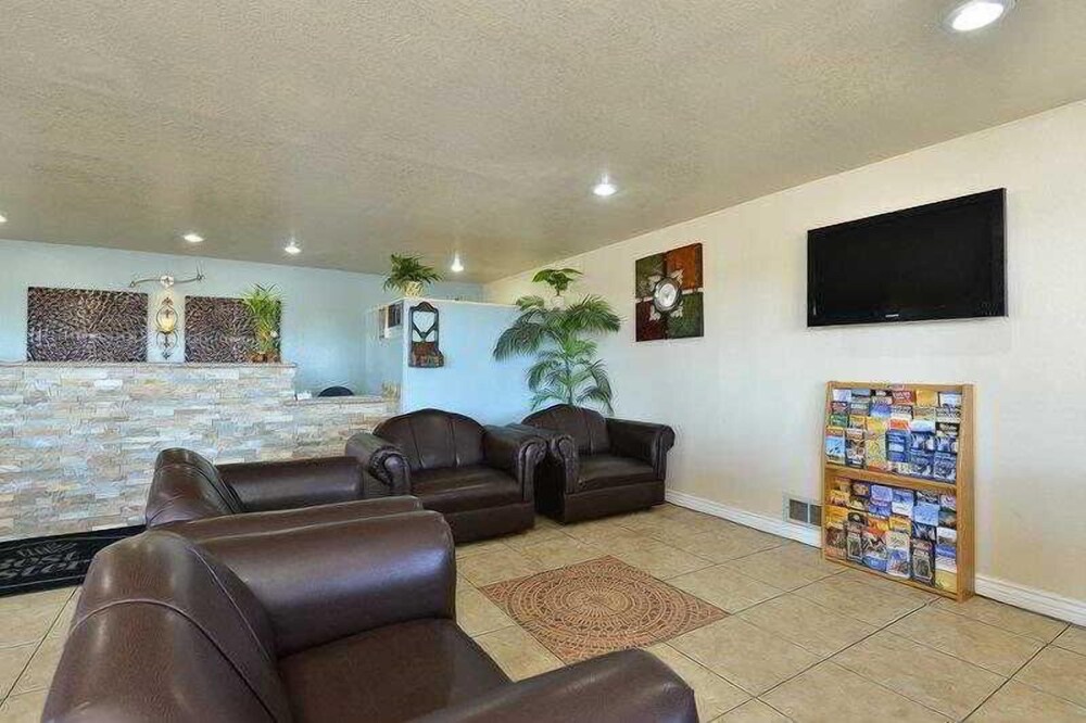 Best Western Western Skies Inn - photo 5