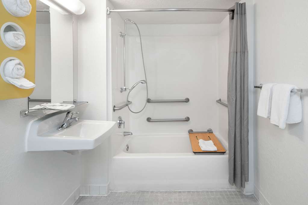 Motel 6 Thousand Oaks CA - photo 19