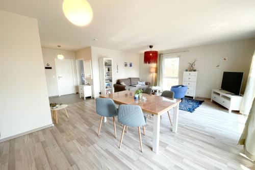 Strandstrasse 21 Ferienwohnung Domizil Auszeit — 4-Star Luxury Hotel in Seebad Bansin, Germany
