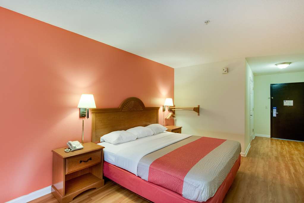 Motel 6 Hinesville GA - photo 6