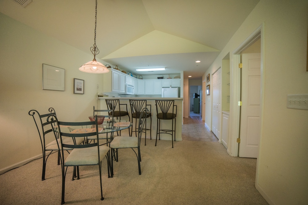True Blue Resort - photo 14