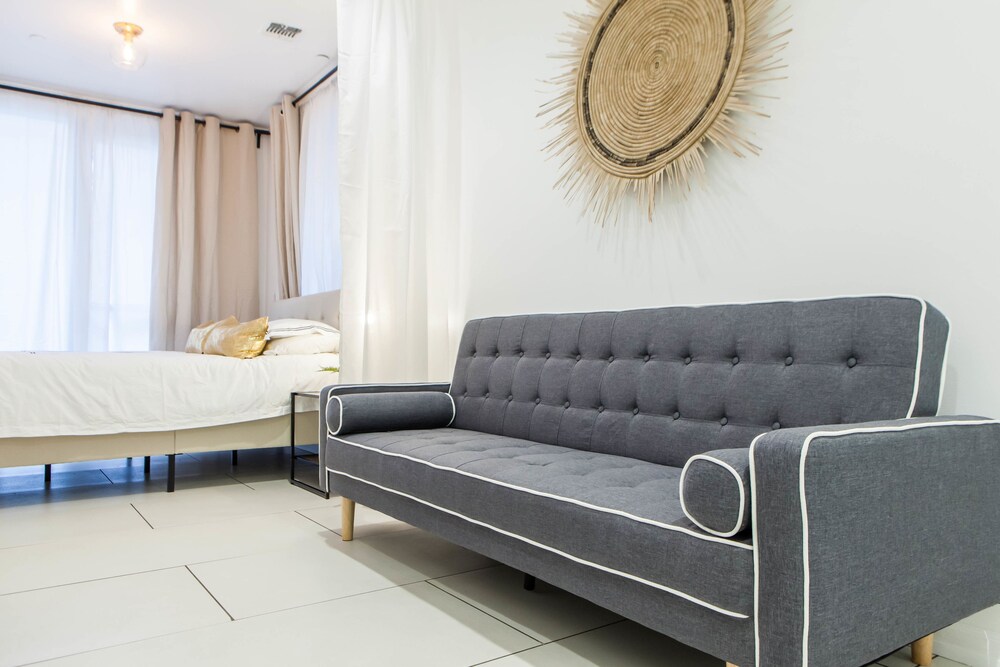 United Nations Apartment Hotel - photo 15