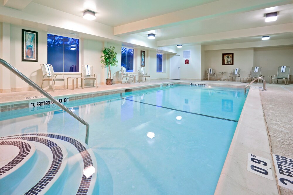 Holiday Inn Express Suites Clifton Park by IHG - photo 31