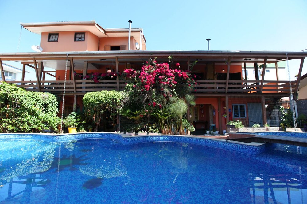 Pousada Costa do Sol — hotel in Itapema