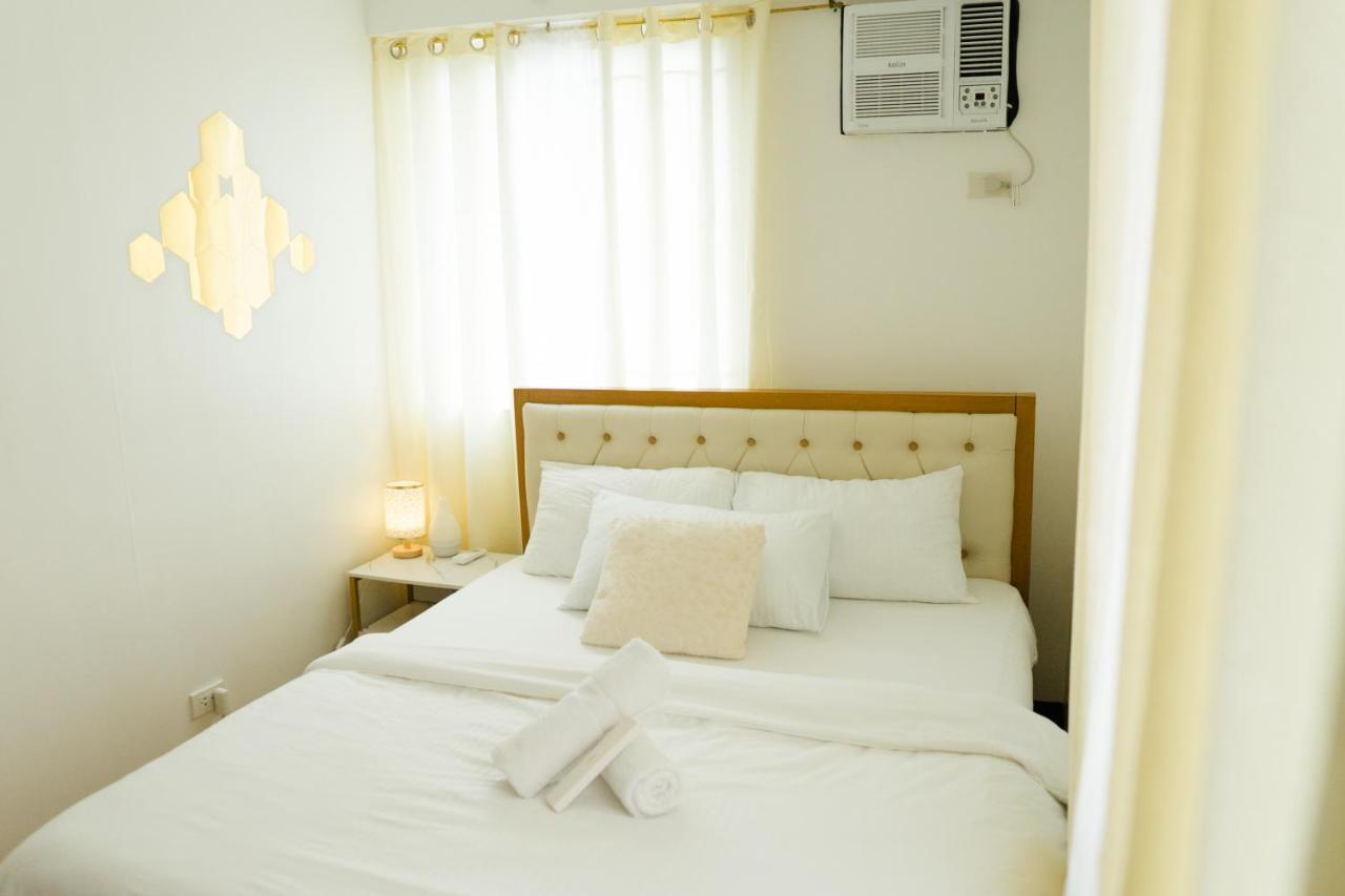 AR01 Peaceful quiet 1BR condo Arezzo Place Davao — 4-Star Luxury Hotel in Davao, Philippines