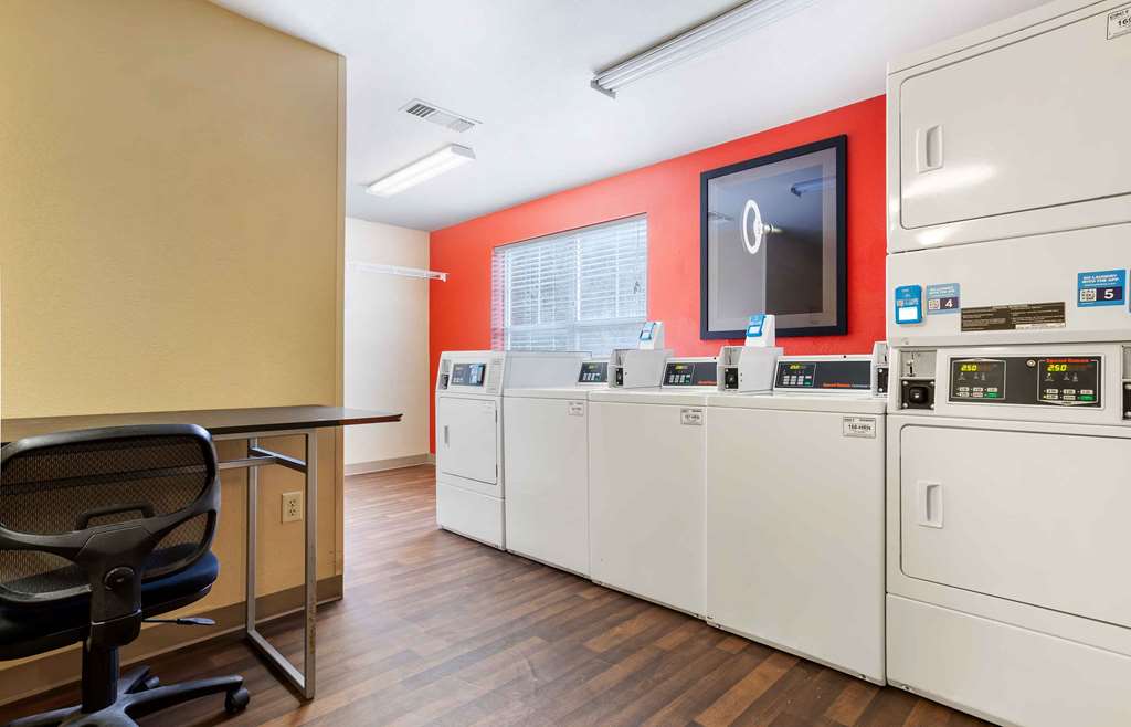 Extended Stay America Suites Houston Med Ctr Braeswood Bl - photo 43