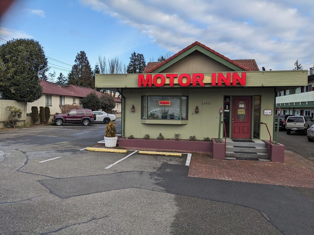 K&E Motor Inn - featured photo