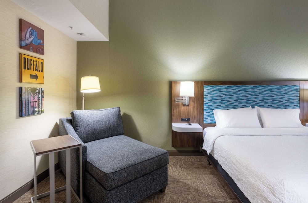 Hampton Inn Buffalo South I 90 - photo 8