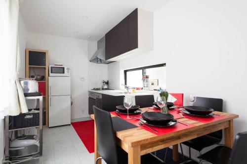 Pencil House 10 mins walk to Shinjuku — 4-Star Luxury Hotel in Tokyo, Japan