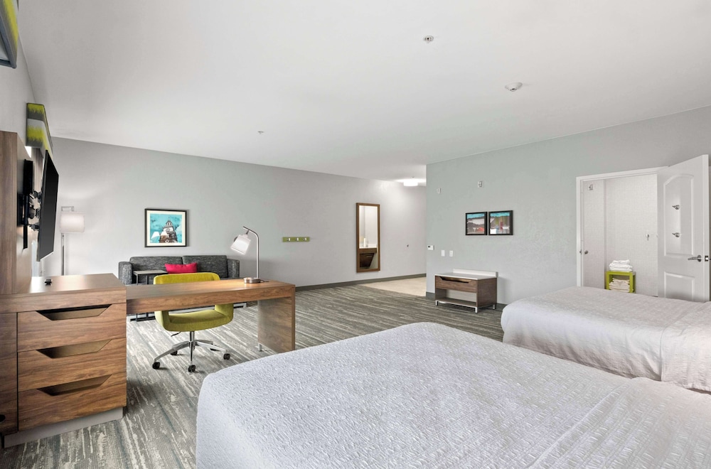 Hampton Inn & Suites Mount Pleasant - photo 18