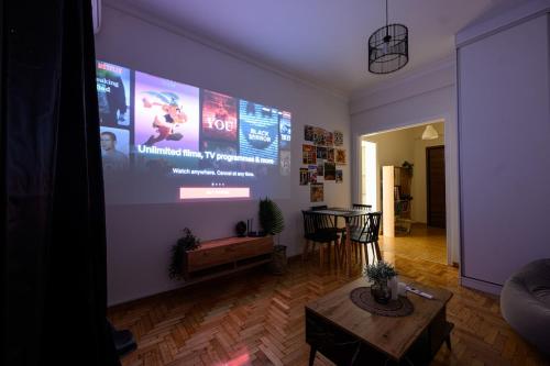 Patision cinema apartment — 4-Star Luxury Hotel in Athens, Greece