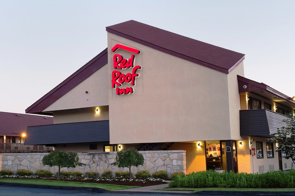 Red Roof Inn Edison - photo 21