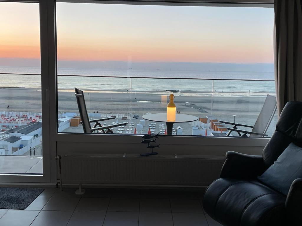 Zeezicht Studio 27 B — 4-Star Luxury Hotel in Blankenberge, Belgium